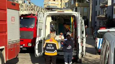 Kepez’de Ev Yangını Korkuttu: Panik Sokaklara Taştı!